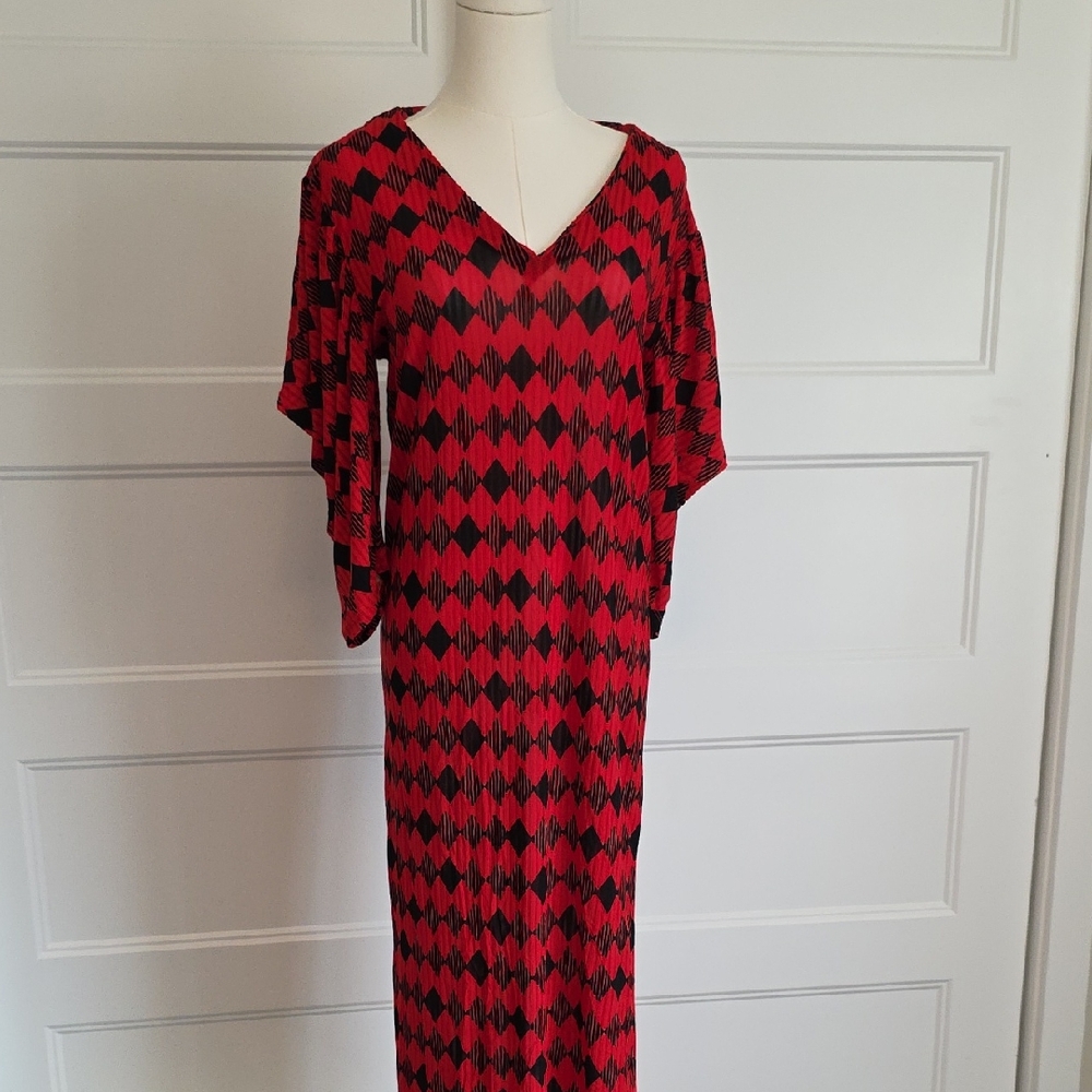 Zara Red and Black Long Sleeve Dress